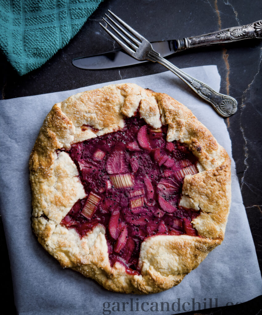 Vegan Neon Strawberry-Rhubarb Galette (3)